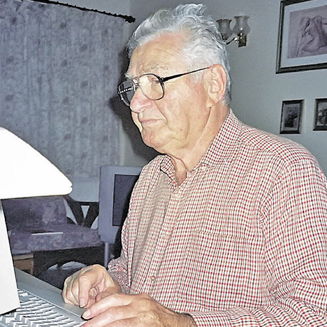 Јаша Алмули (1918-2013) Фото: Политика, 2012.