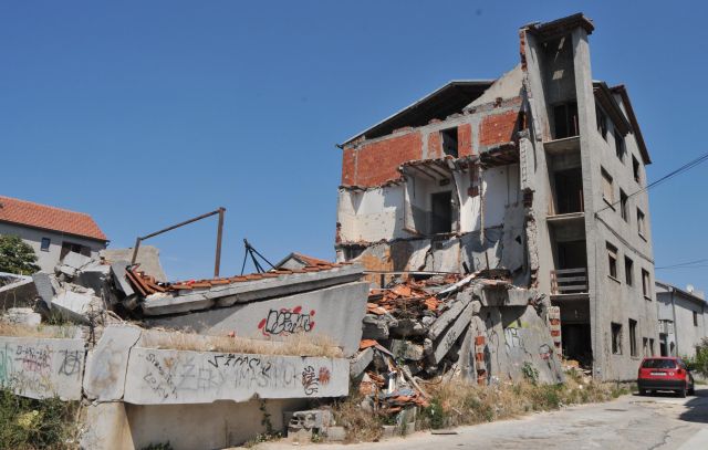 Ruševine restorana „Složna braća“ porodice Kovačević, izgled 20 godina posle Zadarske kristalne noći Foto: Benkovačko guvno, yuku.com