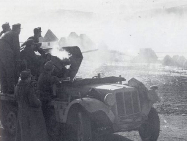 Лијевче поље 1945. усташке јединице НД Хрватске Фото: Архива, РТРС