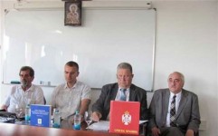 Promocija zbornika radova "Srbi u Hrvatskoj od konstitutivnog naroda do nacionalne manjine", koja je održana na Fakultetu političkih nauka u Banjaluci povodom 20 godina od progona Srba iz Hrvatske i Republike Srpske Krajine, Banjaluka, 2.7.2015.