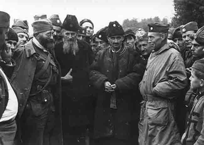 Генерал Дража Михаиловић и пуковник МекДауел на Требави, 1944. године Фото: Погледи.рс