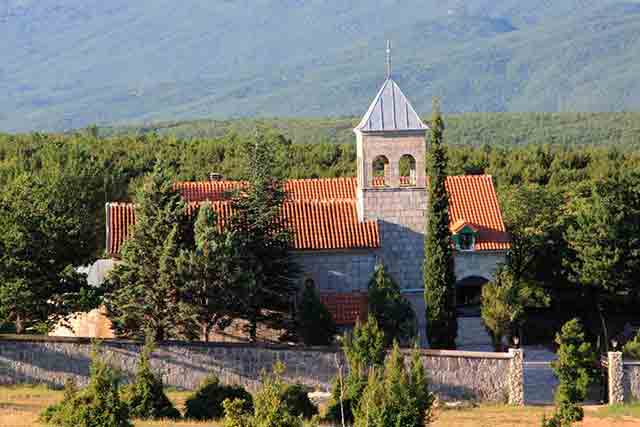 Манастир Драговић (1395) Фото: Епархија Далматинска 