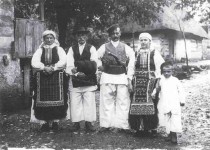 Жимберак, Бела Крајина: Стара српска ношња из Беле Крајине Фото: ZapadniSrbi.com
