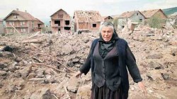 У нападима НАТО-а погинуло је 50 житеља Сурдулице, а њих 204 је повређено Фото: Политика, EPAVladimir Vetkin