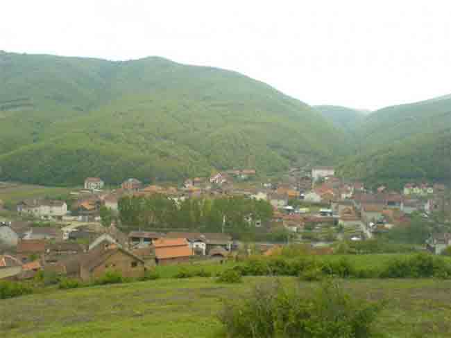 Угљаре, Косово Поље, Грачаница, Косово и Метохија Фото: Wikimapia