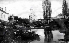 Мост и звоник Цркве у Параћину током борби за ослобођење 1918. године срушили су окупатори у повлачењу Фото: Вечерње новости, архивска грађа