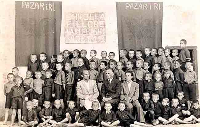 Нови Пазар: Шиптаризација српске деце, 1941. год. Фото; ФБ, Новости