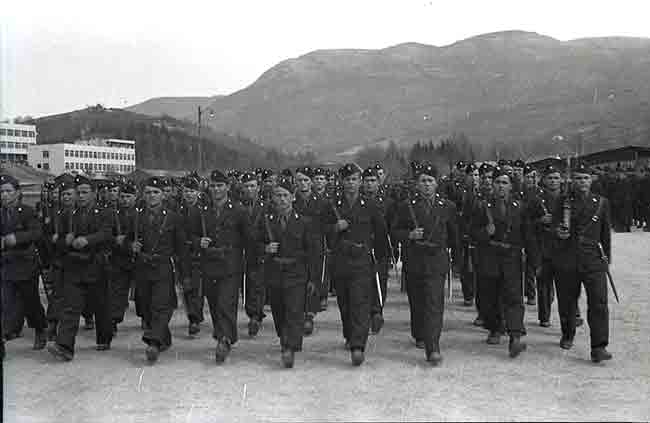 Усташка Црна легија, Сарајево, април 1942. године Фото: Wikimedia Commons, књига: „Ustaška vojnica“, Музеј револуције народа Југославије, PD