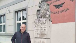 Камени орао, споменик Сремском добровољачком одреду у Великом рату Фото: Вечерње новости, М. Обрадовић. лична архива