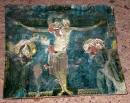 Остаци оскнављене иконе распетог Христа, спаљени манастир Девич 17. марта 2004. Фото: Епархија рашко-призренска и косовско-метохијска, Косово.нет