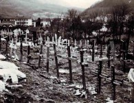 Подриње: Српско гробље у Братунцу током рата 1992-1995. Фото: архивска фотографија, СРНА