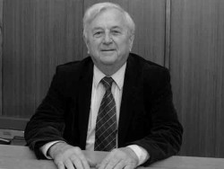 Професор др Слободан Чикарић (1936-2025) Фото: СРНА, уступљена фотографија